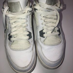 Jordan 4